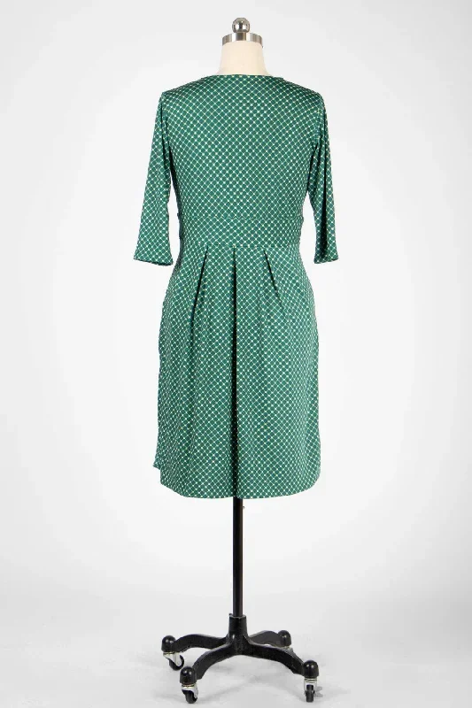 penelope-dress-holly-crossdots